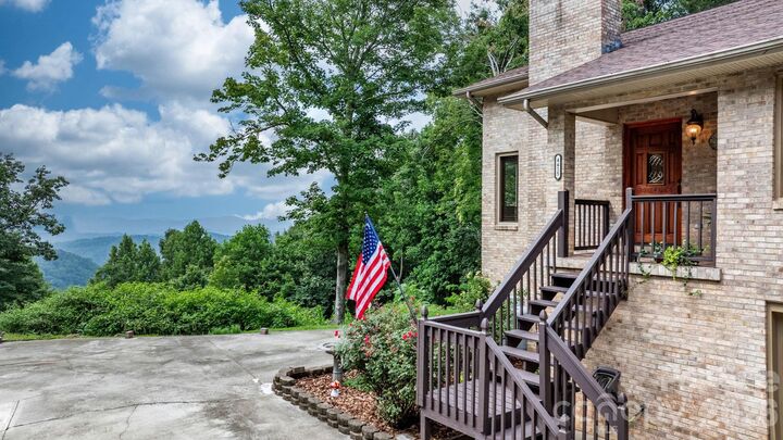 Property Photo: 4415 Laurel Ridge Drive NC 28645