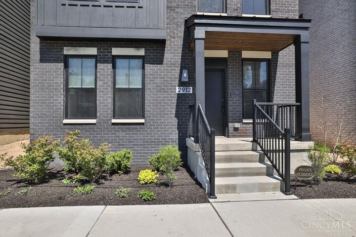 Property Photo:  2912 Robertson Avenue  OH 45209 