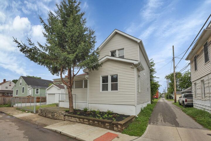 Property Photo:  351 Dakota Avenue  OH 43223 