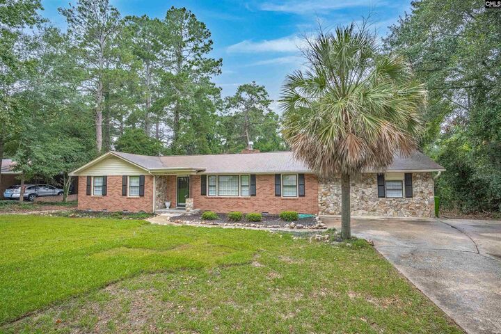 Property Photo: 6923 Wedgefield SC 29206