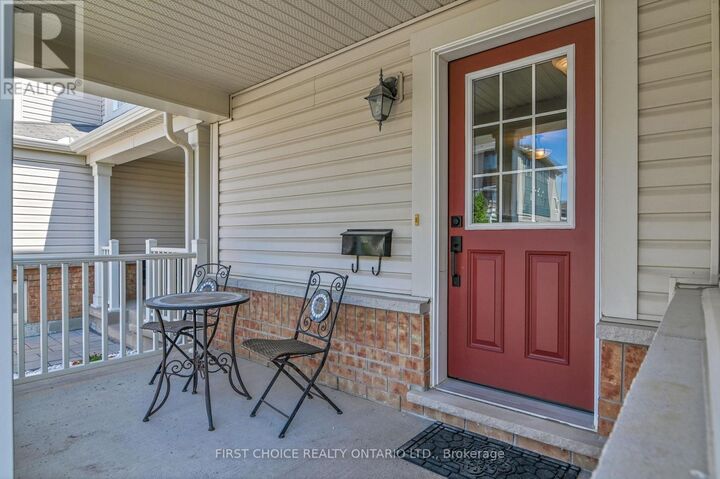 Photo de la propriété:  2026 Seeley'S Bay Street  ON K2J 6L3 