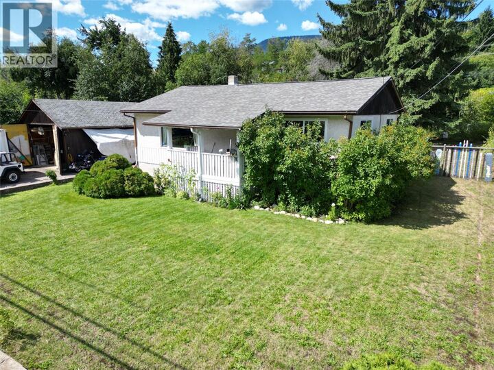 Property Photo: 3300 5th Avenue BC V1N 2V5