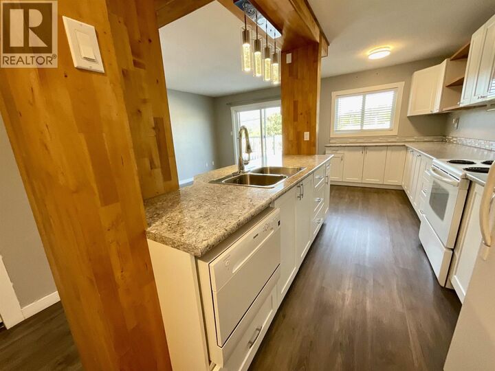Property Photo: 625 Reid Street 101 BC V2J 2N2