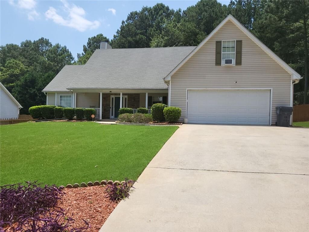 Property Photo:  55 Syracuse Lane  GA 30016 