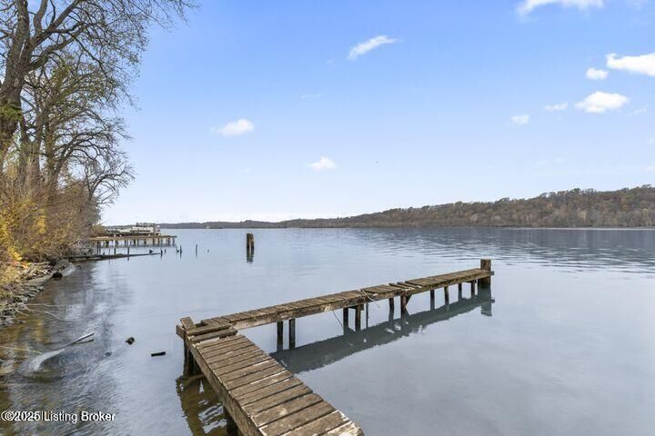 Property Photo: 1300 Riverside Dr KY 40059