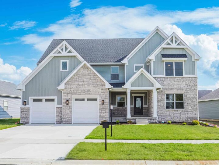 1759 Trailbrook Drive  Valparaiso IN 46383 photo