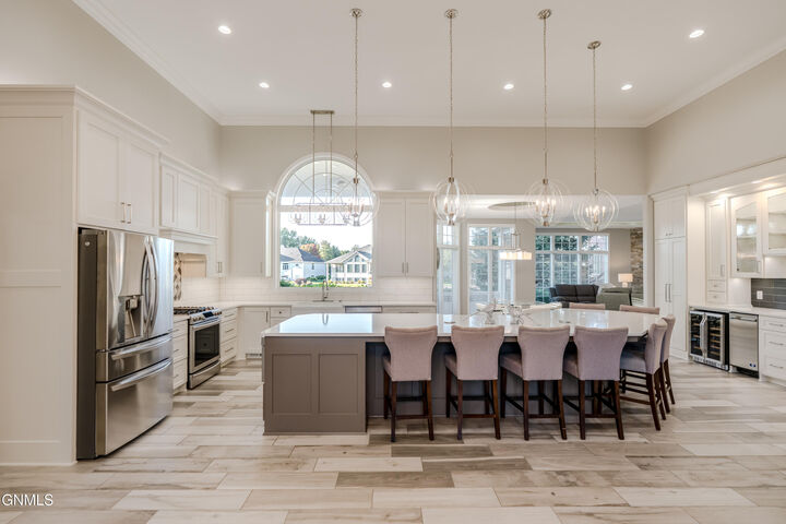 Property Photo:  1506 Galleon Place  ND 58504 