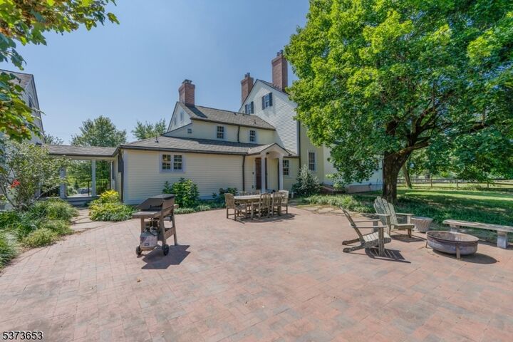 Property Photo:  35 Lehigh Rd  NJ 08853 