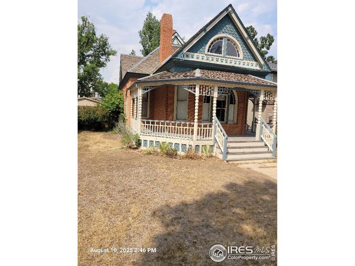Property Photo:  324 E Oak St  CO 80524 
