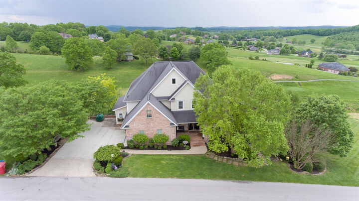 Property Photo: 189 Oakwood Drive KY 40744