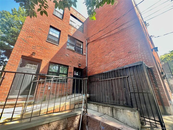 143 Scribner Avenue 1fl-Retail 2F-Apt 3flap  Staten Island NY 10301 photo