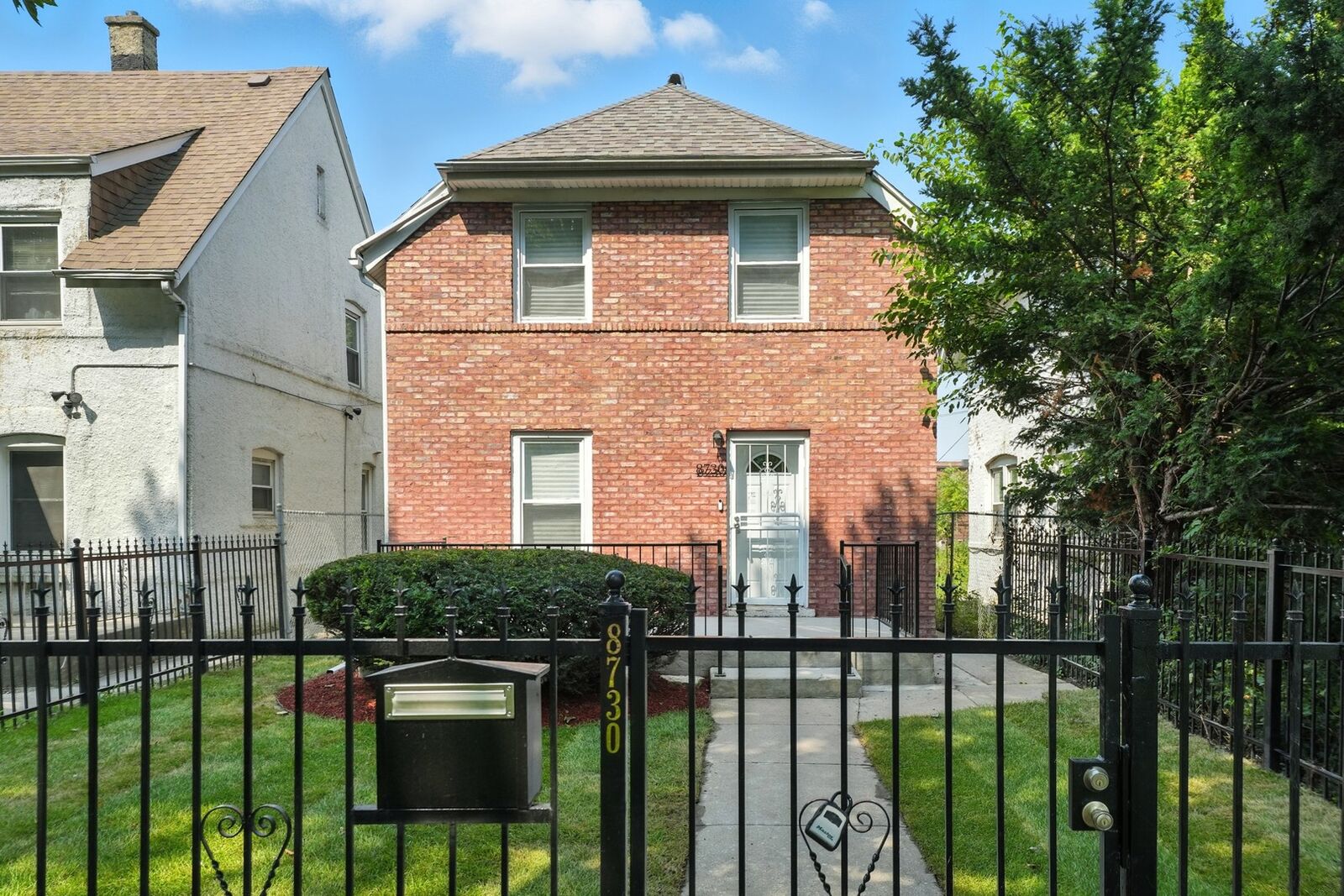 Property Photo: 8730 S Wabash Avenue IL 60619
