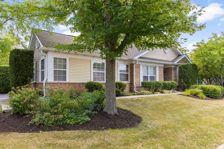 Property Photo:  285 Enfield Lane  IL 60030 