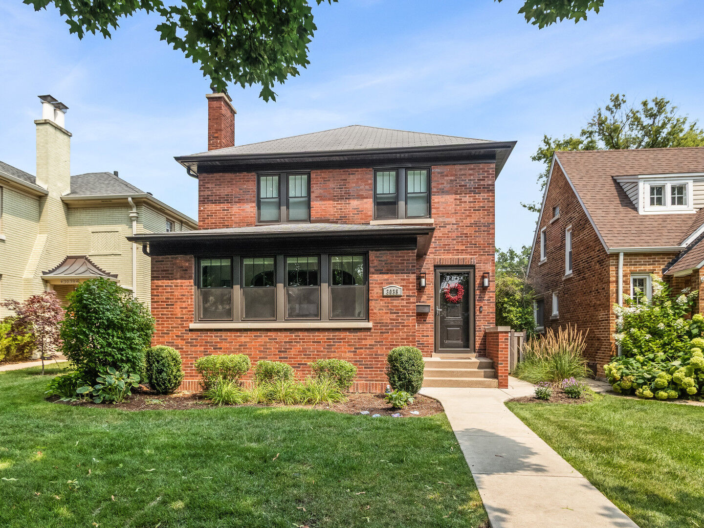 Property Photo:  3035 Thayer Street  IL 60201 