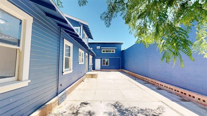1825 Baker Street  Bakersfield CA 93305 photo