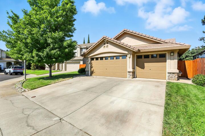 Property Photo: 8904 Hyperia Court CA 95624