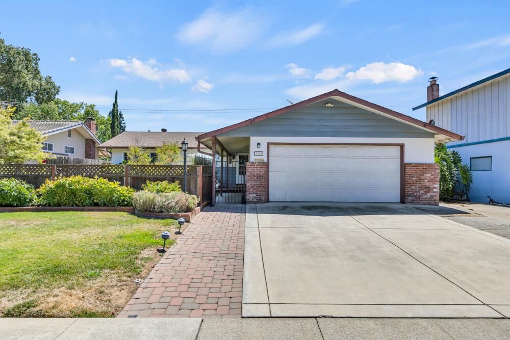 Property Photo:  9012 Talisman Drive  CA 95826 