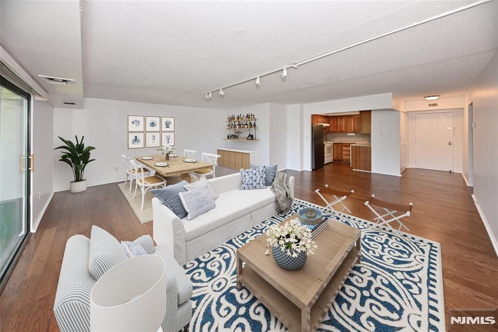 Property Photo:  521 Piermont Avenue 417A  NJ 07675 