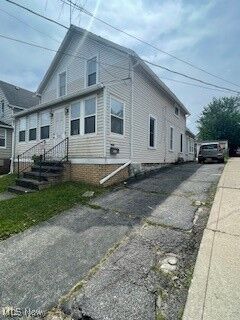 Property Photo:  3005 Searsdale Avenue  OH 44109 