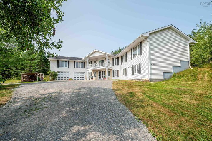 Photo de la propriété:  4189 Highway 215  NS B0N 2A0 