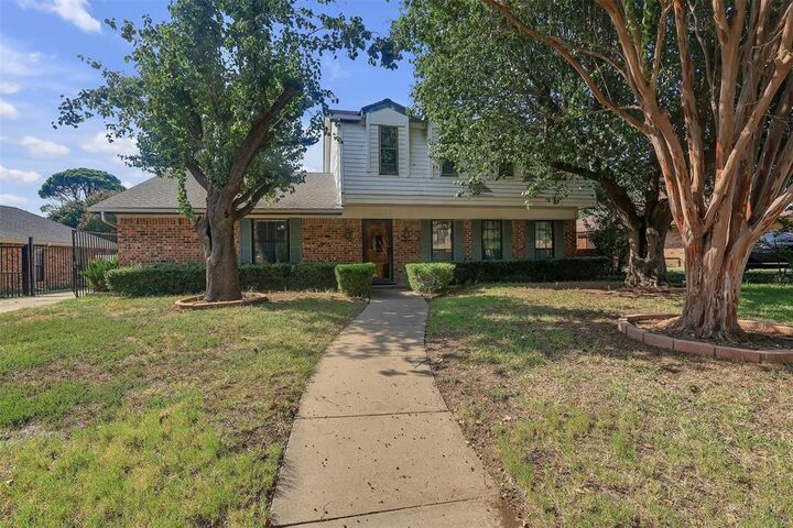 Property Photo:  1313 Limetree Lane  TX 75061 