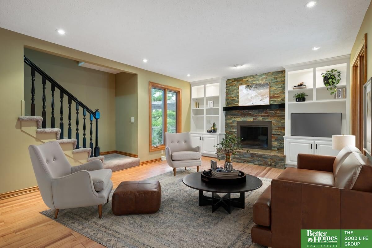 Property Photo:  11105 N 62nd Street  NE 68152 