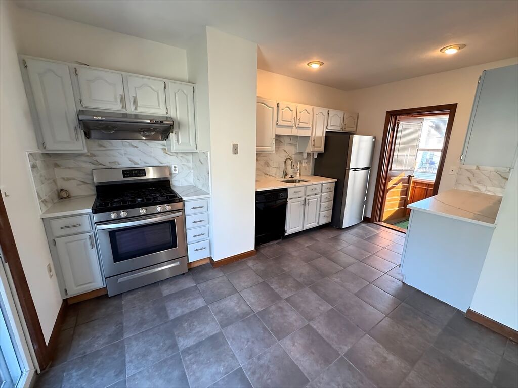 Property Photo:  17 Upham St 2  MA 02148 