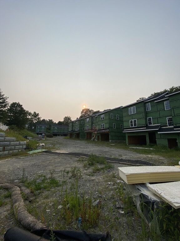 Property Photo: 47 4th St MA 01602