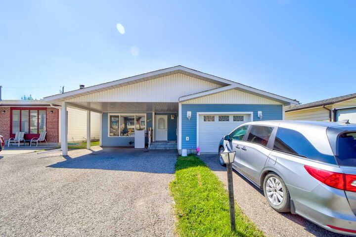 8618 22nd Avenue  Coleman AB T0K 0M0 photo
