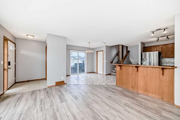 Property Photo: 324 Taradale Drive NE AB T3J 4N9