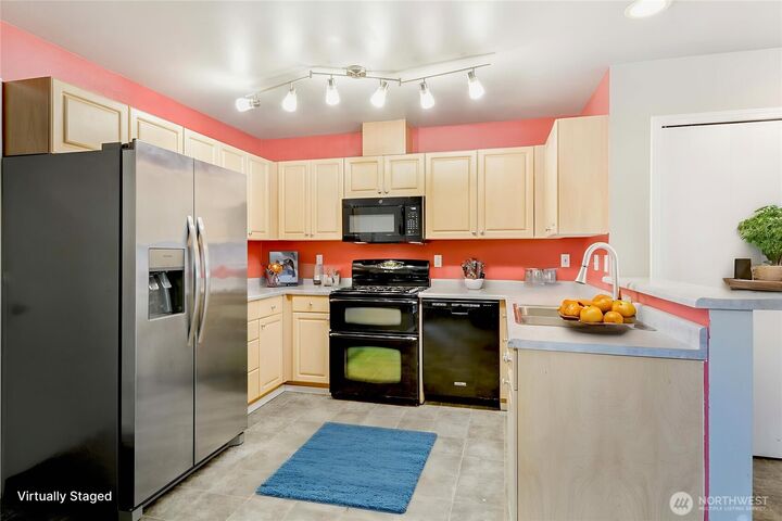 Property Photo:  5603  136th Street SE  WA 98208 