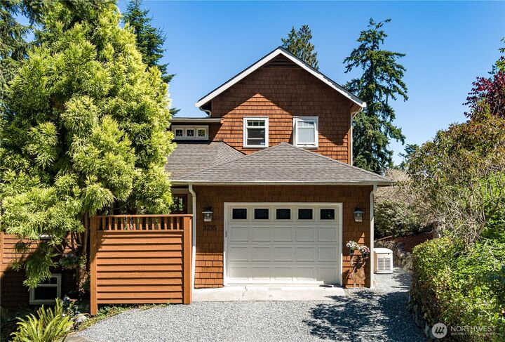 3235  Fox Spit Road  Langley WA 95260 photo