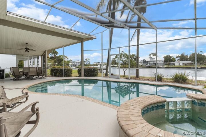 Property Photo:  1095 N Stoney Point  FL 34429 