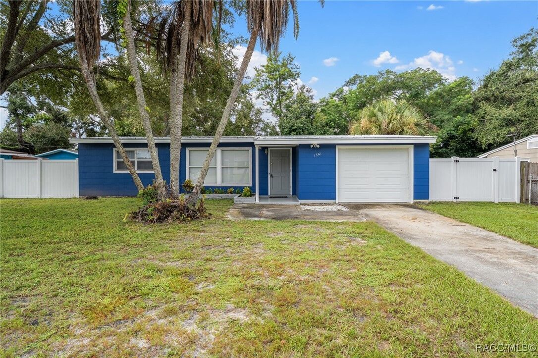 Property Photo:  1361 Springdale Street  FL 33755 