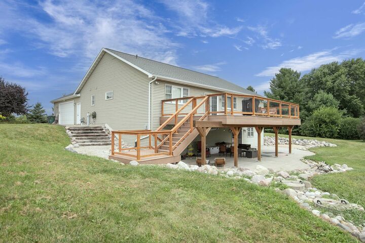 Property Photo: N1016 Midway Road WI 54944-9660