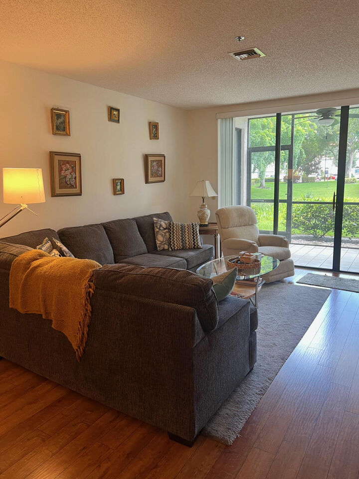 Property Photo:  5265 Brisata Circle E  FL 33437 