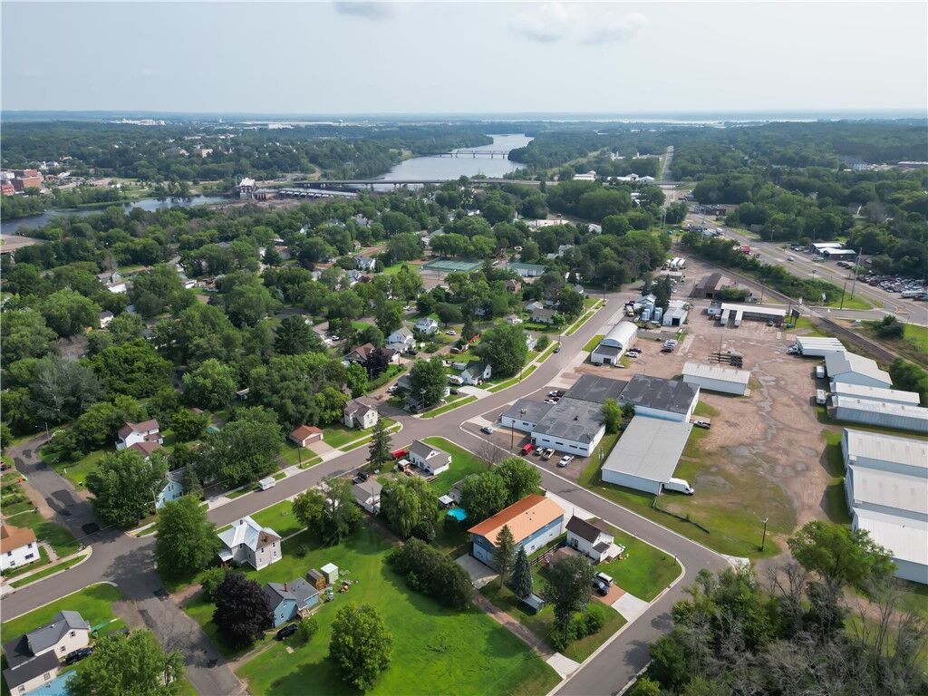 Property Photo: 312 Howard Street 4 WI 54729