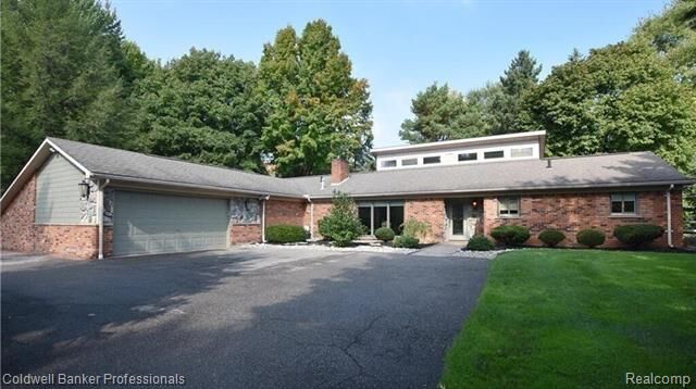 6448 Tutbury  Troy MI 48098 photo