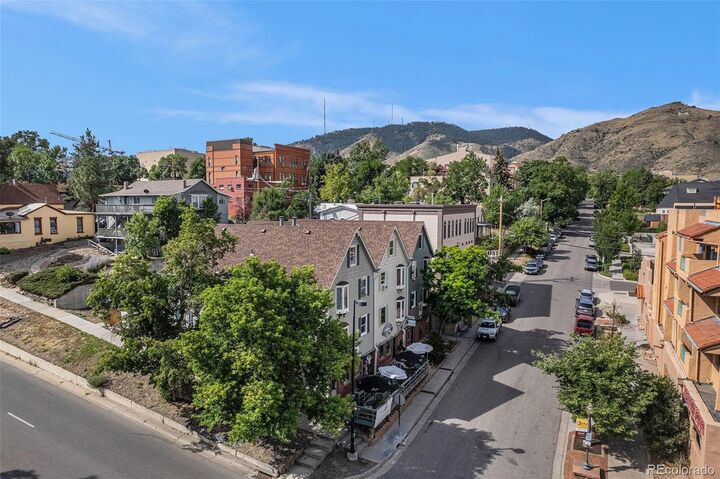 Property Photo: 803 14th Street 803A CO 80401