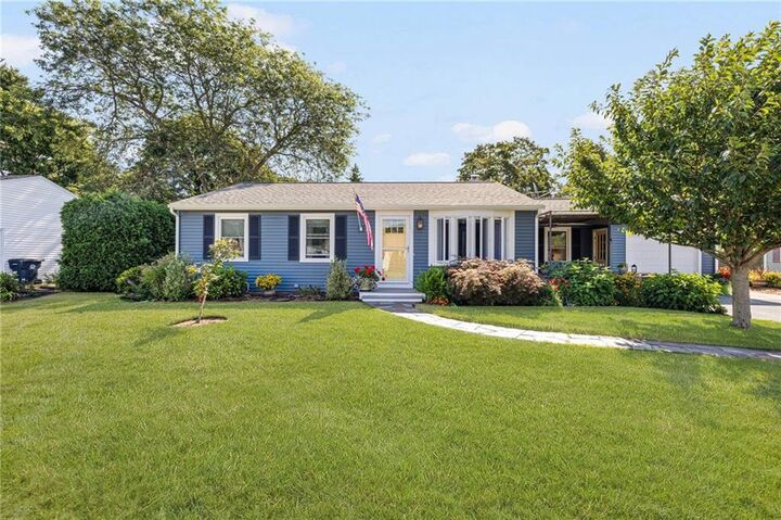 115 Beverly Road  East Providence RI 02915 photo