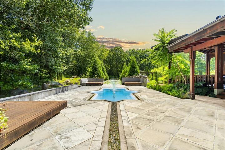Property Photo: 160 Ross Hill Road RI 02813