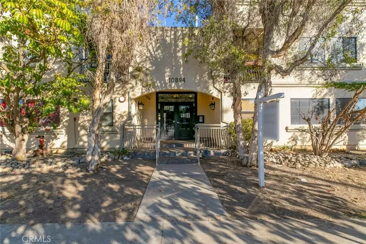 10894 Olinda Street 109  Sun Valley CA 91352 photo