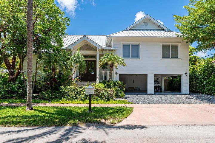 285 W Enid Dr  Key Biscayne FL 33149 photo