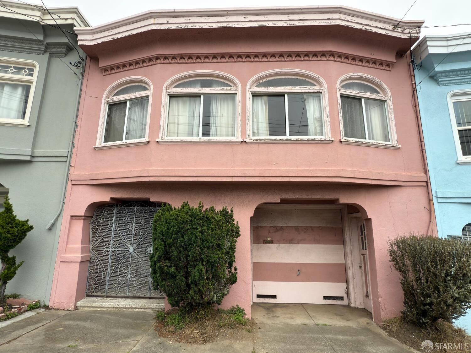 Property Photo: 830 37th Avenue CA 94121