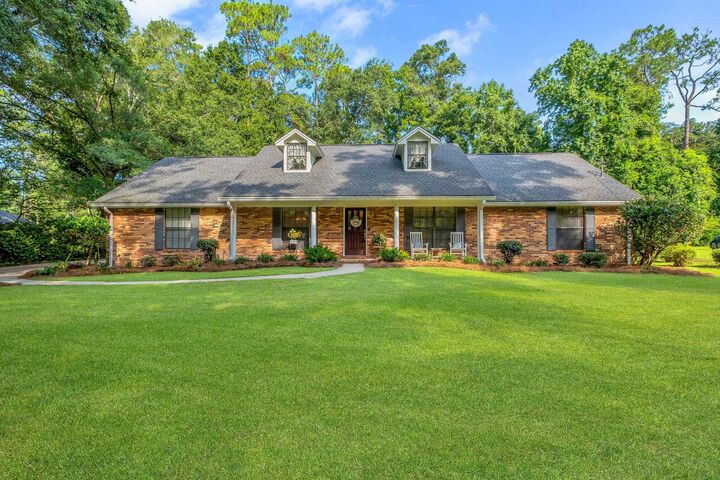 2134 La Rochelle Drive  Tallahassee FL 32308 photo