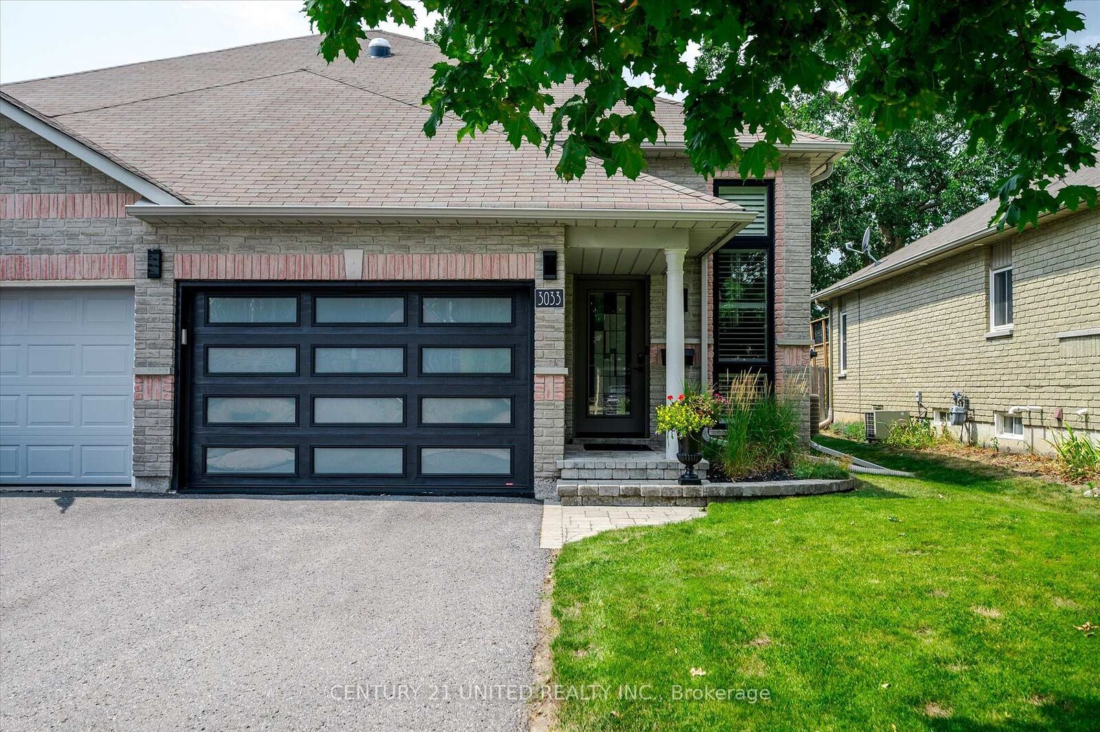 Property Photo:  3033 Westridge Boulevard  ON K9K 2K5 