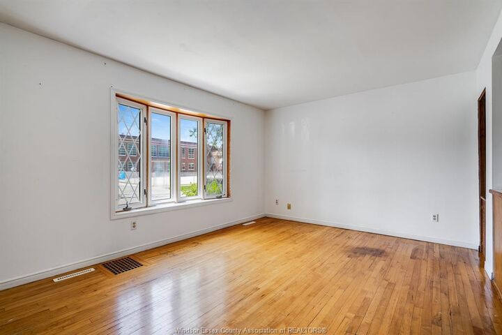 Property Photo:  1672 Ellrose  ON N8Y 3X7 