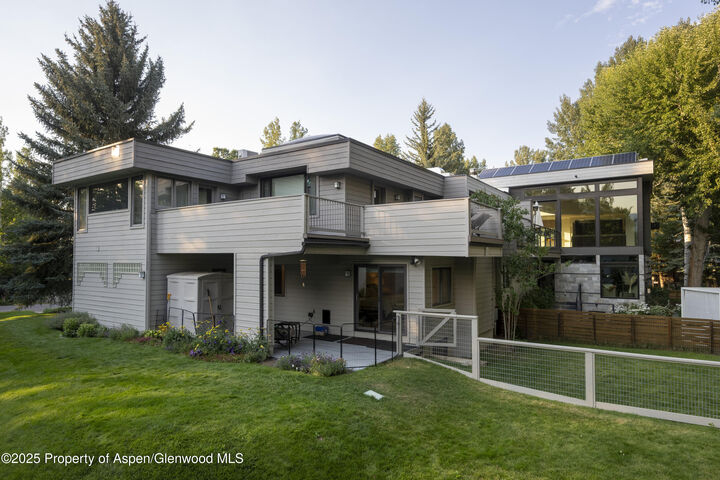 Property Photo:  1417 Sierra Vista Drive  CO 81611 