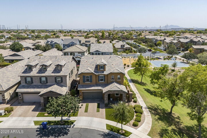 Property Photo: 10515 E Nopal Avenue AZ 85209