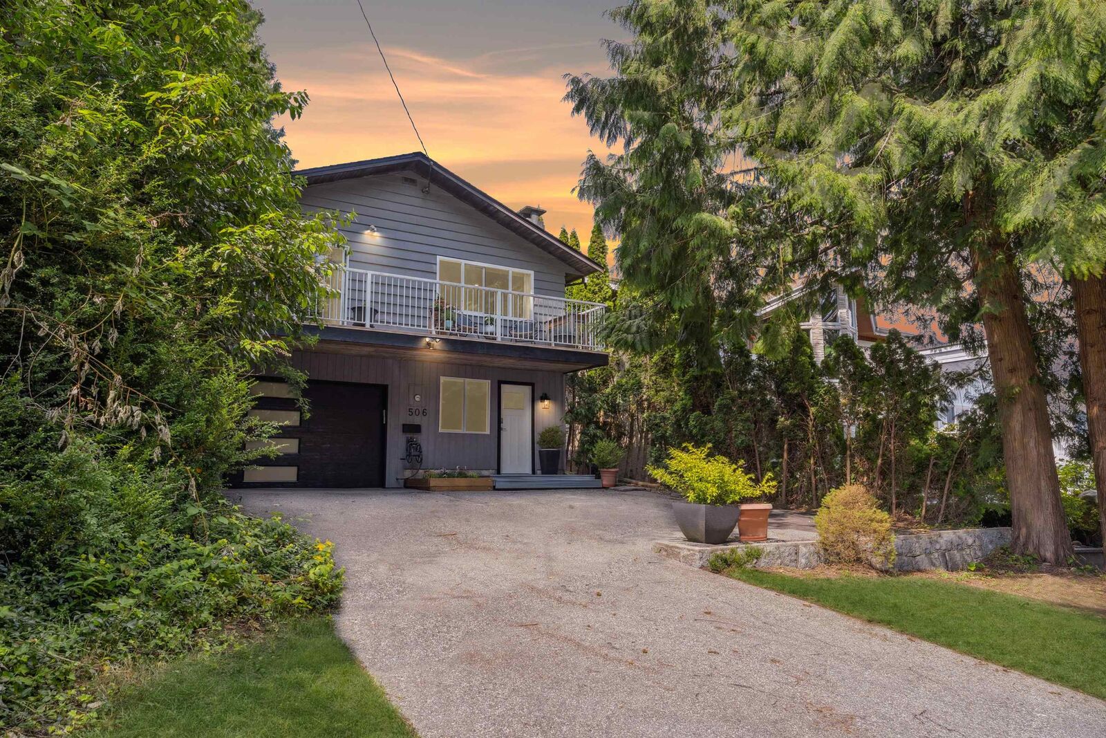 Property Photo:  506 E 21st Street  BC V7L 3C3 